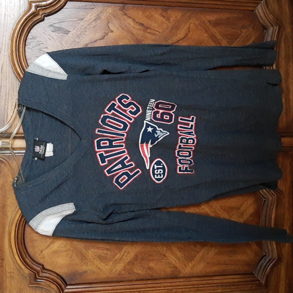 NFL Team Apparel Patriots Women's Long Sleeve Heather Dark Blue Tee Shirt Small